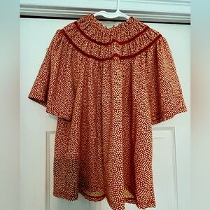 EUC Ann Taylor blouse with cute detail size M